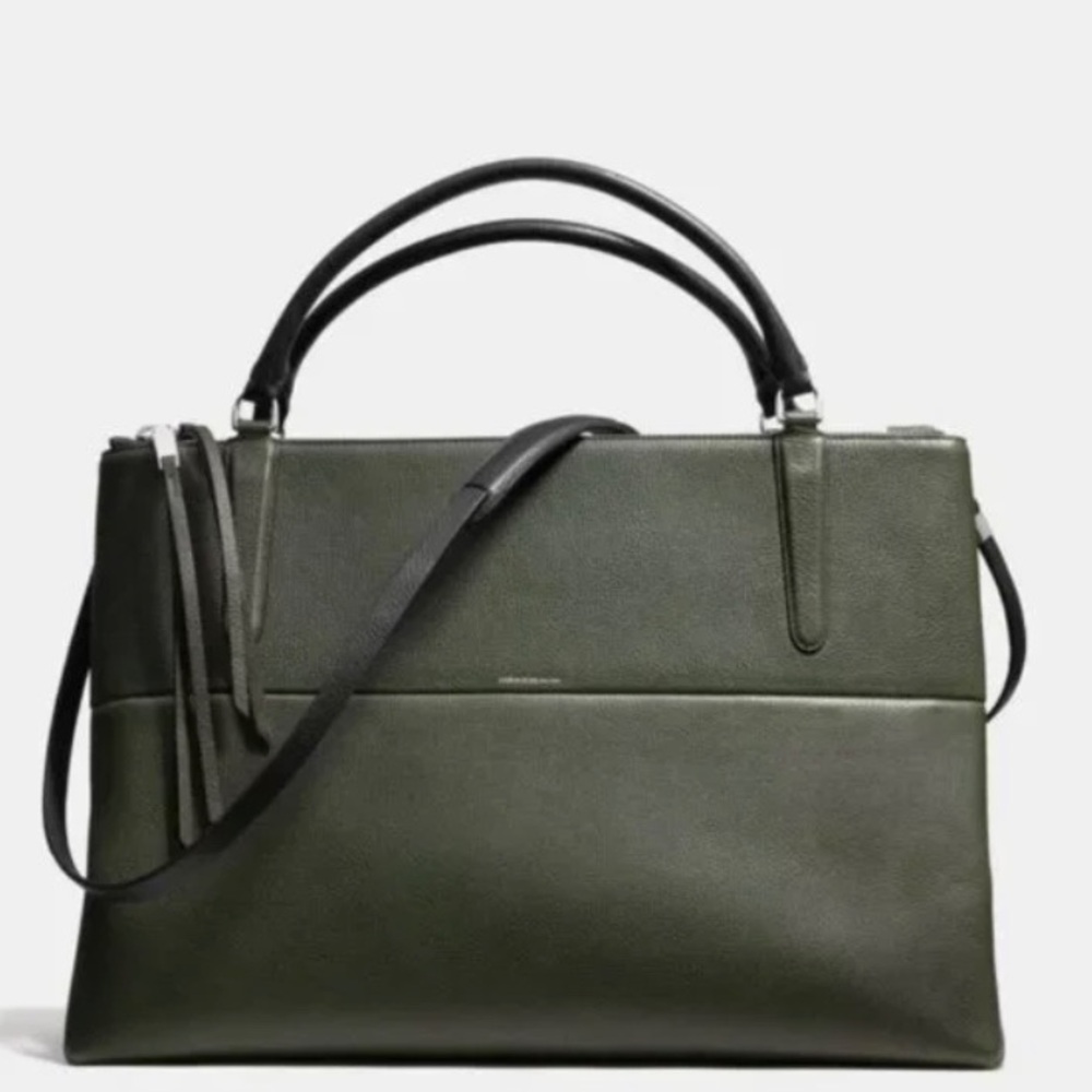 Coach Handbag NWT (defect)